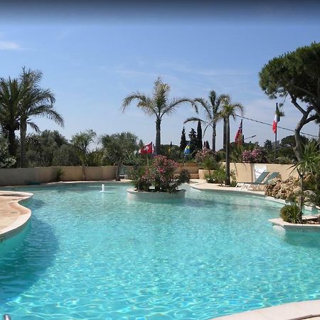 Mobile Home In Frejus, South Of France Exterior foto