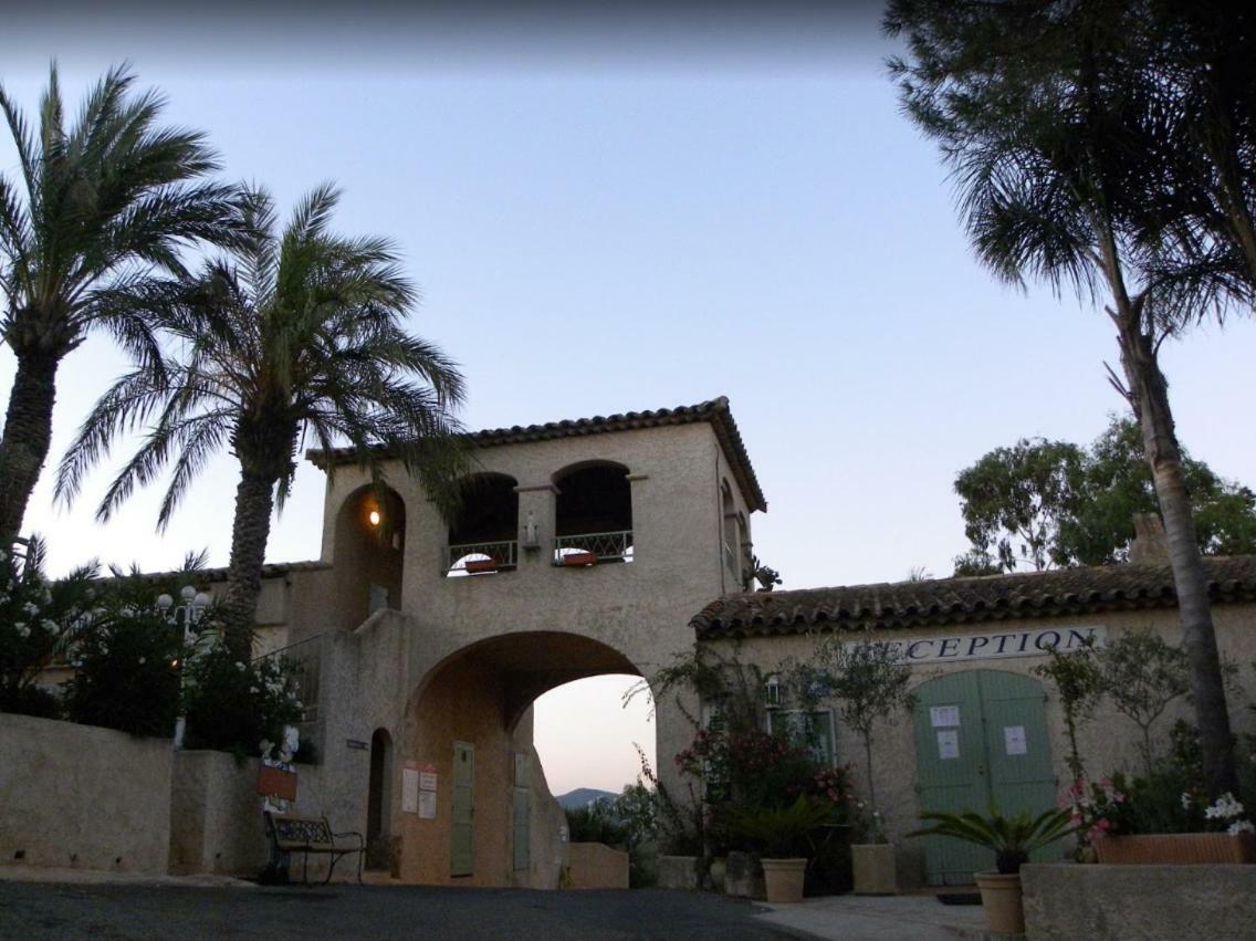 Mobile Home In Frejus, South Of France Exterior foto