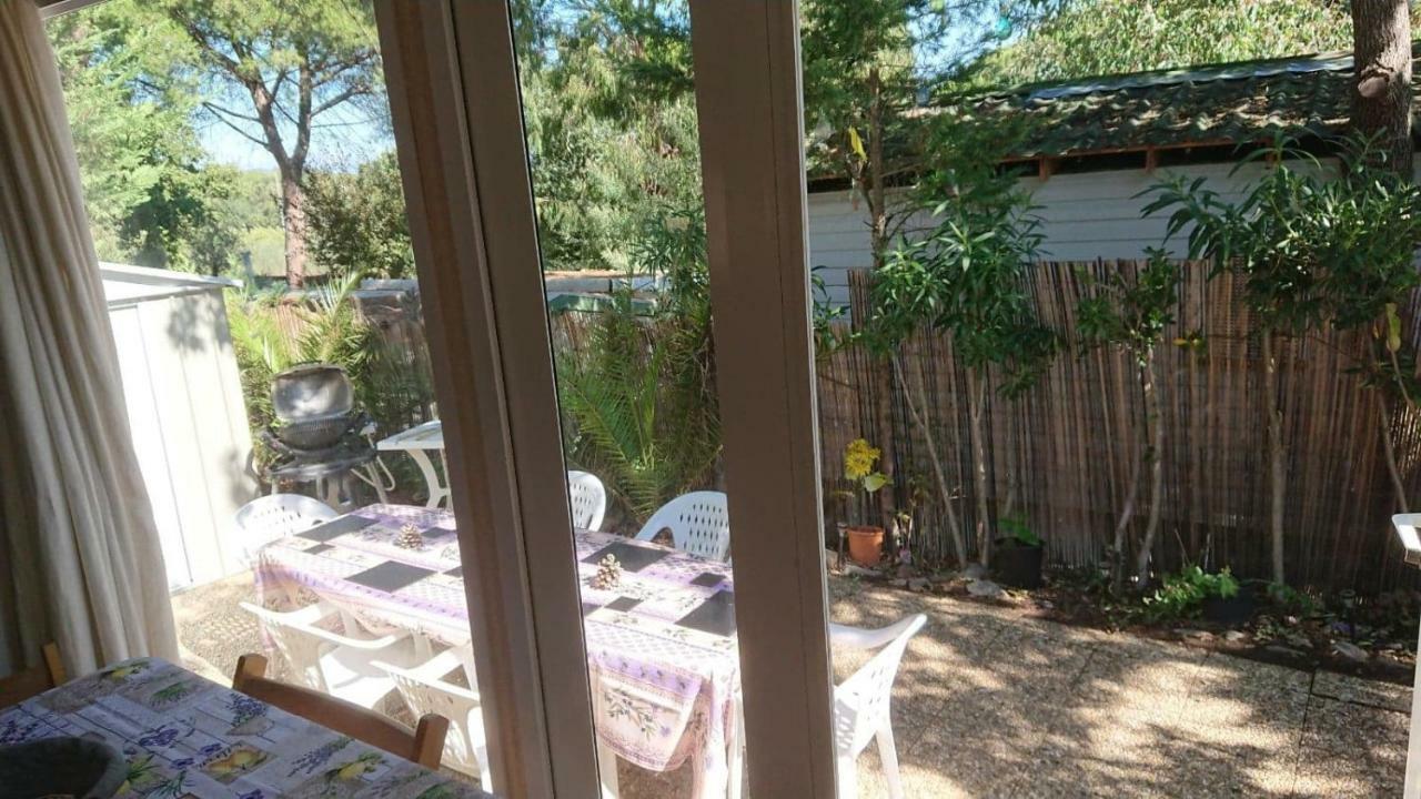 Mobile Home In Frejus, South Of France Exterior foto